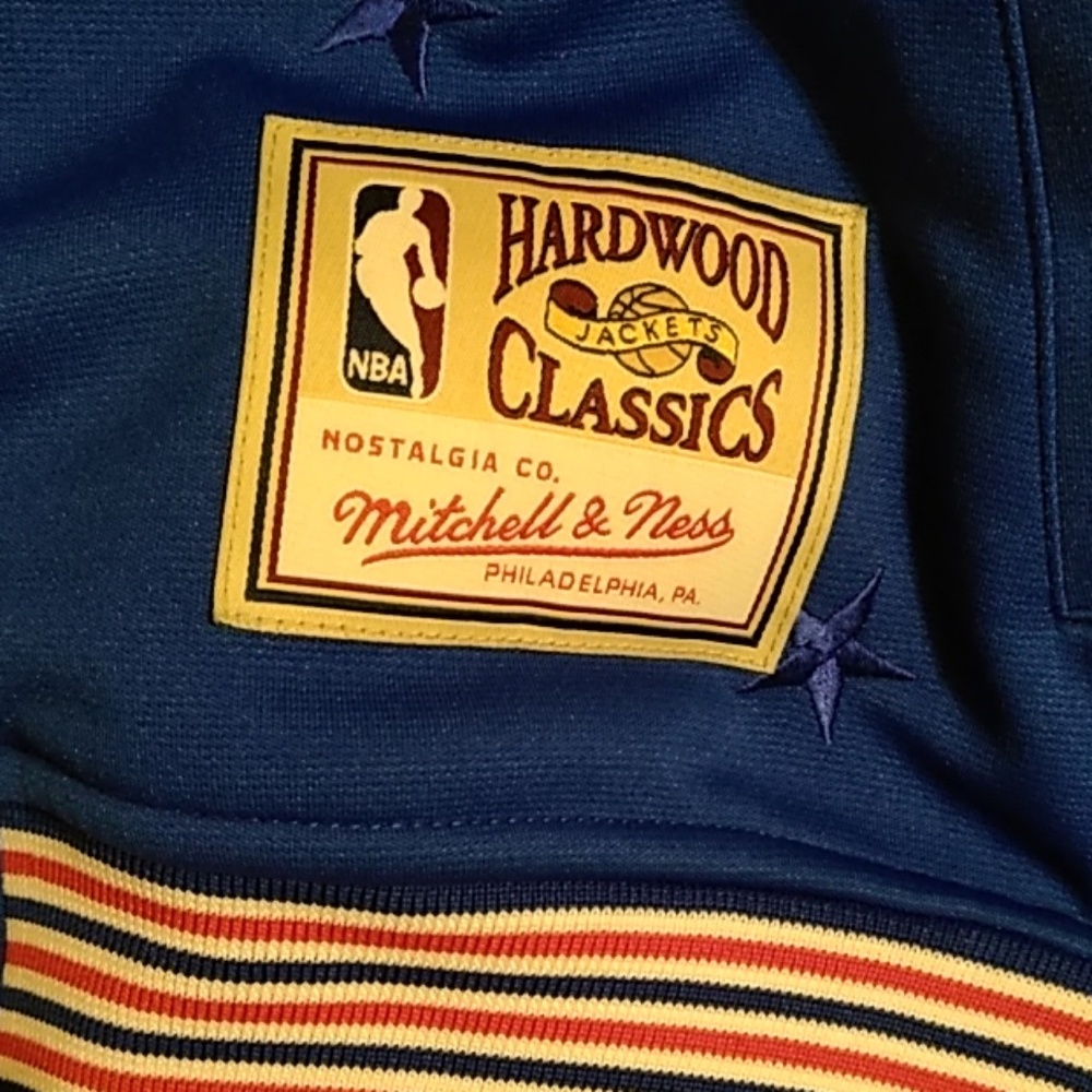 Jacket - Picture 2 of 6